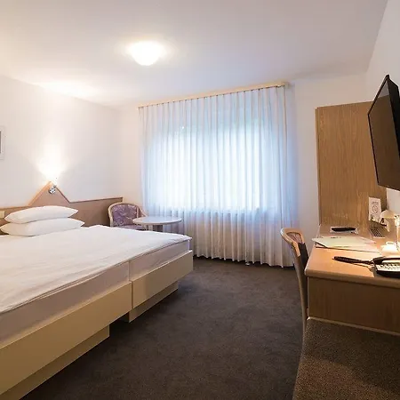 Am Wasen Hotell 3*